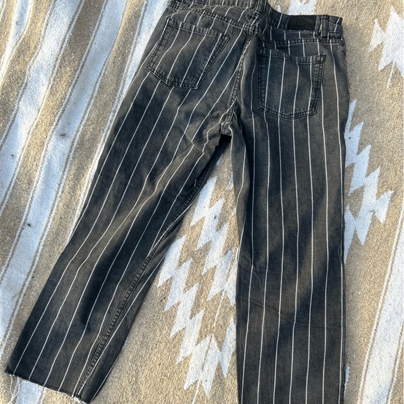 RVCA Black and white striped jeans - Picture 1 of 4